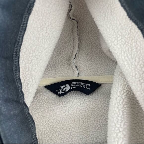 Womens North Face Mattea Fleece Pullover - Picture 6 of 6